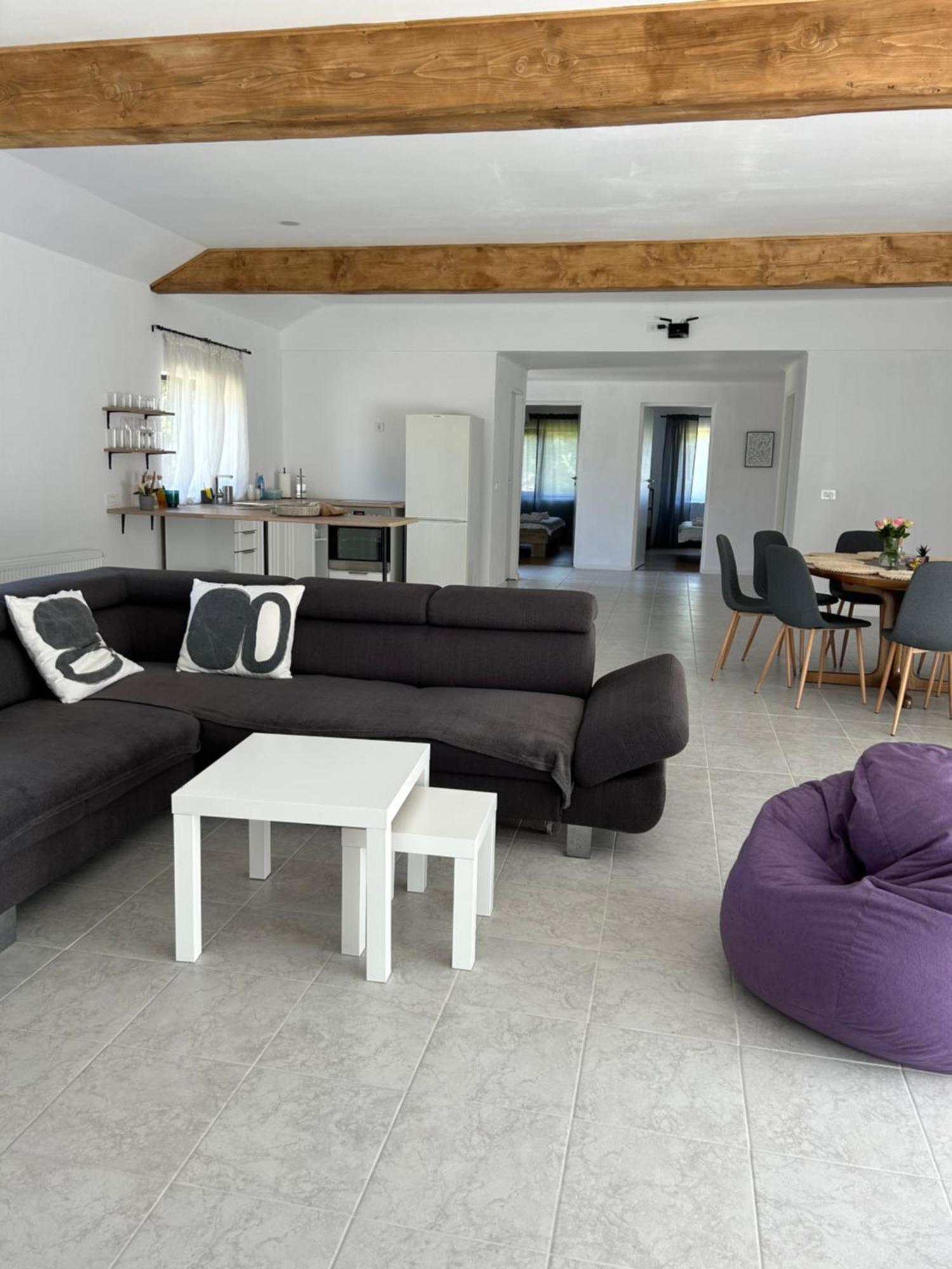 Cottage Bytheriver Arpasu de Sus Exterior photo